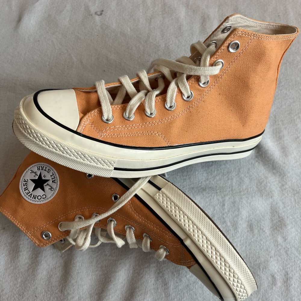 Converse High-Top Sneakers - Orange